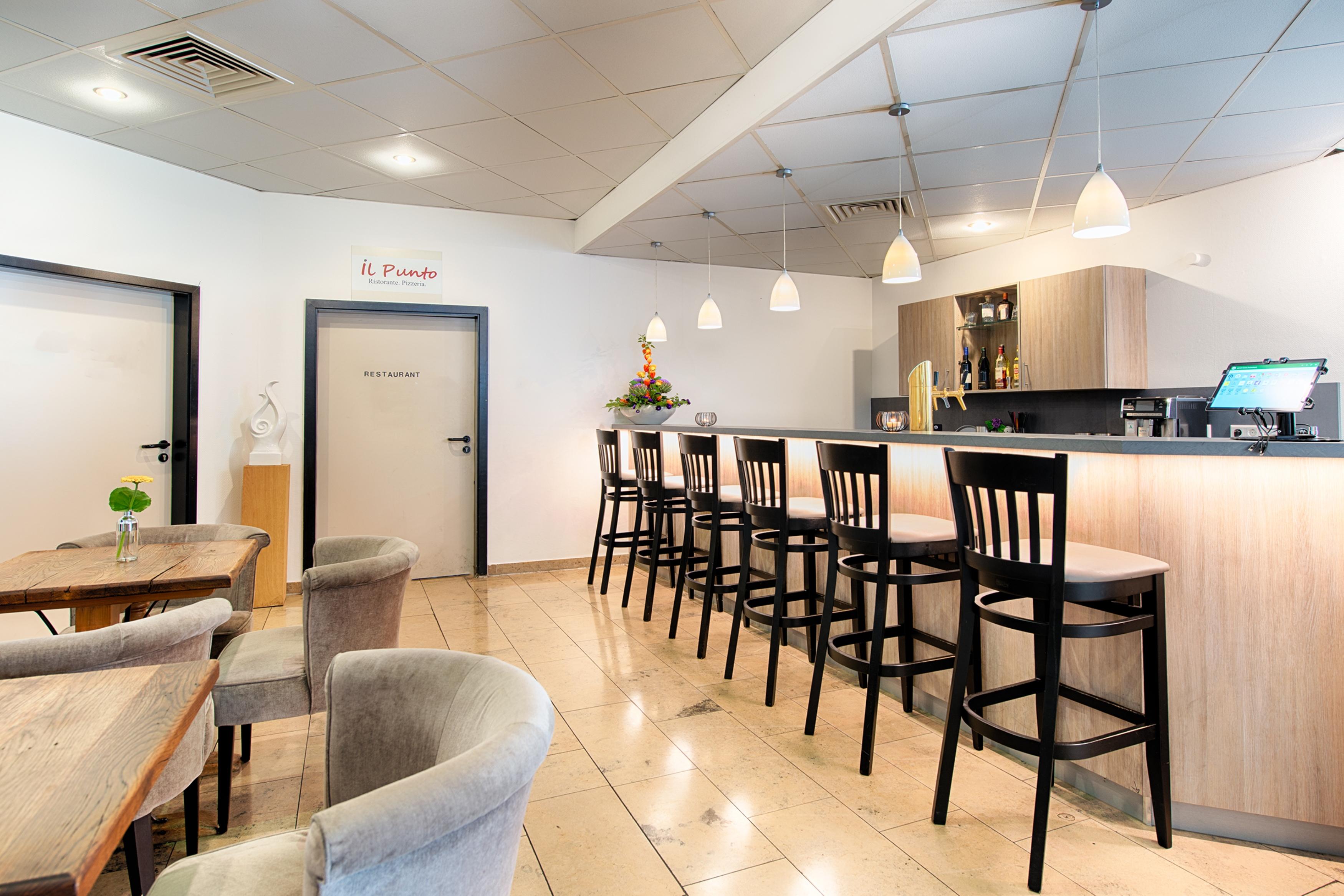 Hotel Achat Zuffenhausen 3*